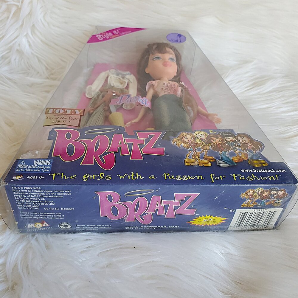 Bratz The Style It Collection Dana Doll 2003 - Picture 3 of 8